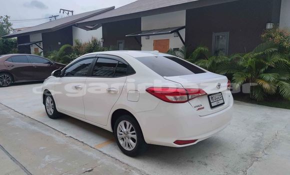 ซื้อ รถมือสอง Toyota Yaris ขาว รถยนต์ ใน %{เมือง} ใน กรุงเทพมหานคร ซื้อ รถมือสอง Toyota Yaris ขาว รถยนต์ ใน %{เมือง} ใน กรุงเทพมหานคร