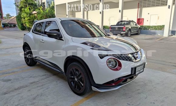 Buy Used Nissan Juke White Car in Bangkok in Bangkok