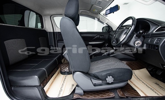 ซื้อ รถมือสอง Mitsubishi Triton ขาว รถยนต์ ใน %{เมือง} ใน กรุงเทพมหานคร ซื้อ รถมือสอง Mitsubishi Triton ขาว รถยนต์ ใน %{เมือง} ใน กรุงเทพมหานคร