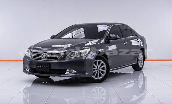 ซื้อ รถมือสอง Toyota Camry อื่น ๆ รถยนต์ ใน %{เมือง} ใน กรุงเทพมหานคร