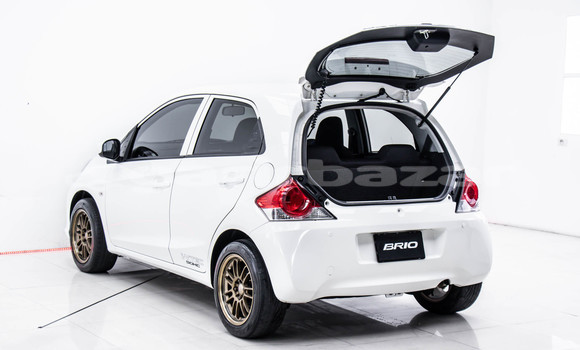 ซื้อ รถมือสอง Honda Brio ขาว รถยนต์ ใน %{เมือง} ใน กรุงเทพมหานคร ซื้อ รถมือสอง Honda Brio ขาว รถยนต์ ใน %{เมือง} ใน กรุงเทพมหานคร