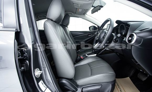 ซื้อ รถมือสอง Mazda 2 สีดำ รถยนต์ ใน %{เมือง} ใน กรุงเทพมหานคร ซื้อ รถมือสอง Mazda 2 สีดำ รถยนต์ ใน %{เมือง} ใน กรุงเทพมหานคร