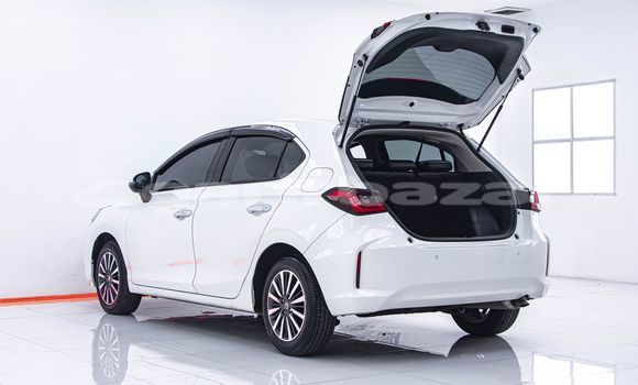 ซื้อ รถมือสอง Honda City ขาว รถยนต์ ใน %{เมือง} ใน กรุงเทพมหานคร ซื้อ รถมือสอง Honda City ขาว รถยนต์ ใน %{เมือง} ใน กรุงเทพมหานคร