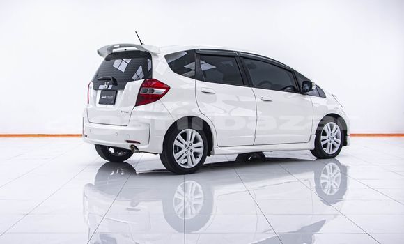 ซื้อ รถมือสอง Honda Jazz ขาว รถยนต์ ใน %{เมือง} ใน กรุงเทพมหานคร ซื้อ รถมือสอง Honda Jazz ขาว รถยนต์ ใน %{เมือง} ใน กรุงเทพมหานคร