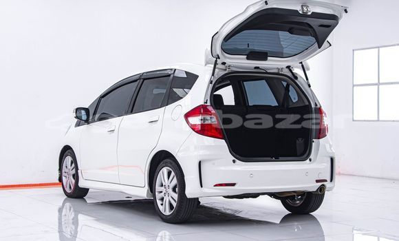 ซื้อ รถมือสอง Honda Jazz ขาว รถยนต์ ใน %{เมือง} ใน กรุงเทพมหานคร ซื้อ รถมือสอง Honda Jazz ขาว รถยนต์ ใน %{เมือง} ใน กรุงเทพมหานคร