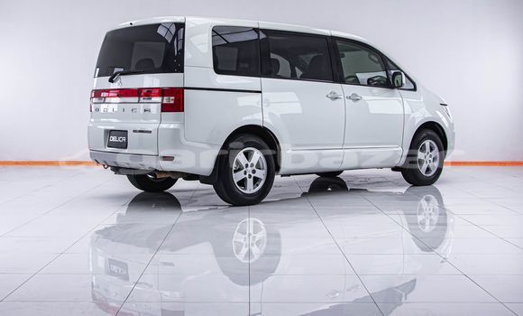 Buy Used Mitsubishi Delica White Car in Bangkok in Bangkok Buy Used Mitsubishi Delica White Car in Bangkok in Bangkok