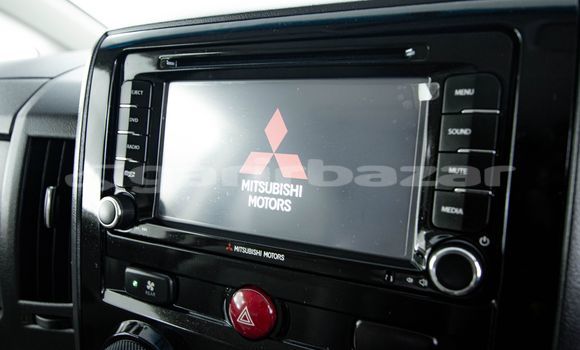 Buy Used Mitsubishi Delica White Car in Bangkok in Bangkok Buy Used Mitsubishi Delica White Car in Bangkok in Bangkok