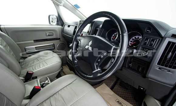 Buy Used Mitsubishi Delica White Car in Bangkok in Bangkok Buy Used Mitsubishi Delica White Car in Bangkok in Bangkok