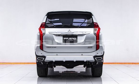 Buy Used Mitsubishi Pajero Other Car in Bangkok in Bangkok Buy Used Mitsubishi Pajero Other Car in Bangkok in Bangkok