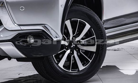 Buy Used Mitsubishi Pajero Other Car in Bangkok in Bangkok Buy Used Mitsubishi Pajero Other Car in Bangkok in Bangkok