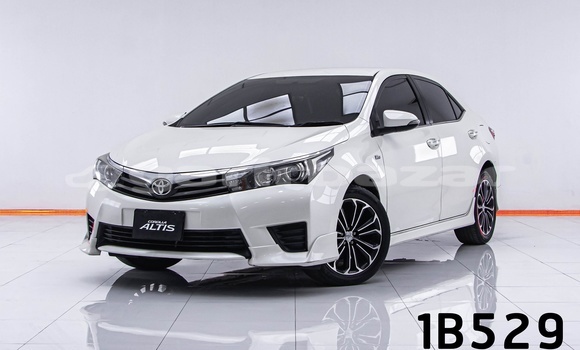 Buy Used Toyota Altis White Car in Bangkok in Bangkok Buy Used Toyota Altis White Car in Bangkok in Bangkok