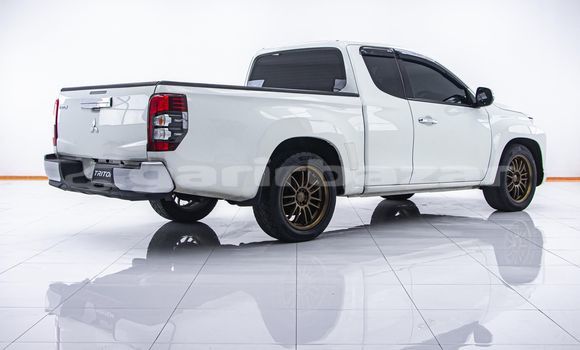 Buy Used Mitsubishi Triton White Car in Bangkok in Bangkok Buy Used Mitsubishi Triton White Car in Bangkok in Bangkok