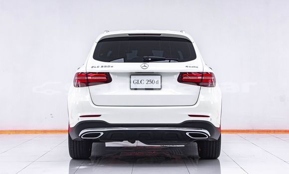 ซื้อ รถมือสอง Mercedes-Benz GLC 250D ขาว รถยนต์ ใน %{เมือง} ใน กรุงเทพมหานคร ซื้อ รถมือสอง Mercedes-Benz GLC 250D ขาว รถยนต์ ใน %{เมือง} ใน กรุงเทพมหานคร