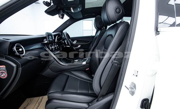 ซื้อ รถมือสอง Mercedes-Benz GLC 250D ขาว รถยนต์ ใน %{เมือง} ใน กรุงเทพมหานคร ซื้อ รถมือสอง Mercedes-Benz GLC 250D ขาว รถยนต์ ใน %{เมือง} ใน กรุงเทพมหานคร