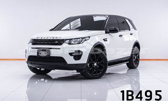 ซื้อ รถมือสอง Land Rover Discovery Sport ขาว รถยนต์ ใน %{เมือง} ใน กรุงเทพมหานคร