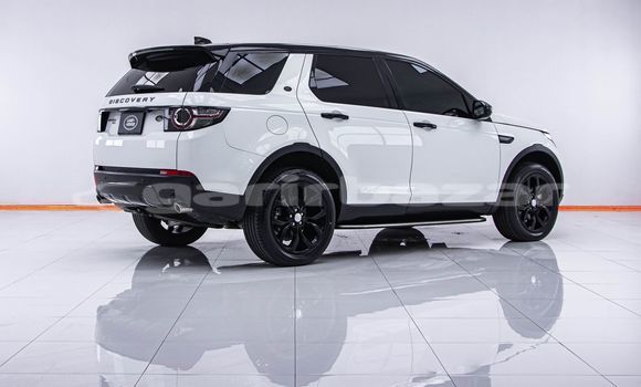 ซื้อ รถมือสอง Land Rover Discovery Sport ขาว รถยนต์ ใน %{เมือง} ใน กรุงเทพมหานคร ซื้อ รถมือสอง Land Rover Discovery Sport ขาว รถยนต์ ใน %{เมือง} ใน กรุงเทพมหานคร