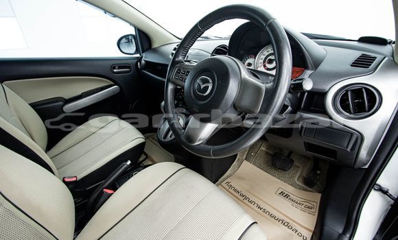 ซื้อ รถมือสอง Mazda 2 ขาว รถยนต์ ใน %{เมือง} ใน กรุงเทพมหานคร ซื้อ รถมือสอง Mazda 2 ขาว รถยนต์ ใน %{เมือง} ใน กรุงเทพมหานคร