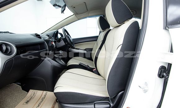 ซื้อ รถมือสอง Mazda 2 ขาว รถยนต์ ใน %{เมือง} ใน กรุงเทพมหานคร ซื้อ รถมือสอง Mazda 2 ขาว รถยนต์ ใน %{เมือง} ใน กรุงเทพมหานคร