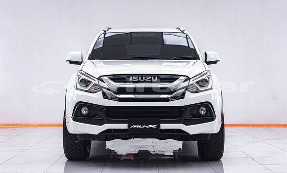 Buy Used Isuzu MU-X White Car in Bangkok in Bangkok Buy Used Isuzu MU-X White Car in Bangkok in Bangkok