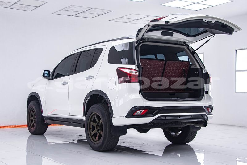 Big with watermark isuzu mu x bangkok bangkok 71172