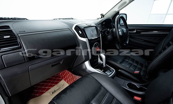 Buy Used Isuzu MU-X White Car in Bangkok in Bangkok Buy Used Isuzu MU-X White Car in Bangkok in Bangkok