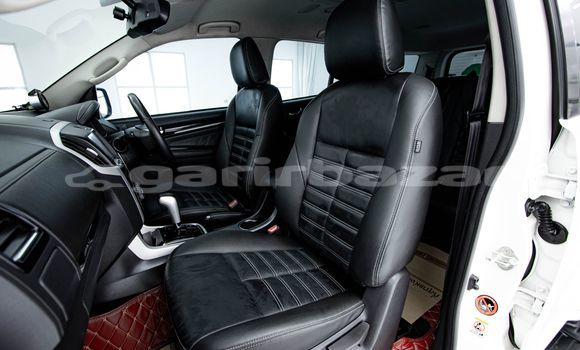 Buy Used Isuzu MU-X White Car in Bangkok in Bangkok Buy Used Isuzu MU-X White Car in Bangkok in Bangkok