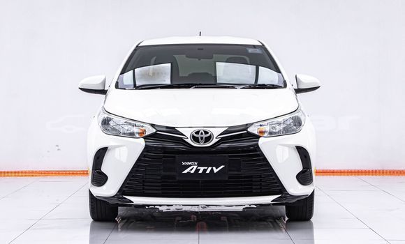 Buy Used Toyota Yaris White Car in Bangkok in Bangkok Buy Used Toyota Yaris White Car in Bangkok in Bangkok