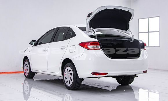 Buy Used Toyota Yaris White Car in Bangkok in Bangkok Buy Used Toyota Yaris White Car in Bangkok in Bangkok