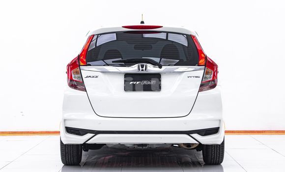 Buy Used Honda Jazz White Car in Bangkok in Bangkok Buy Used Honda Jazz White Car in Bangkok in Bangkok