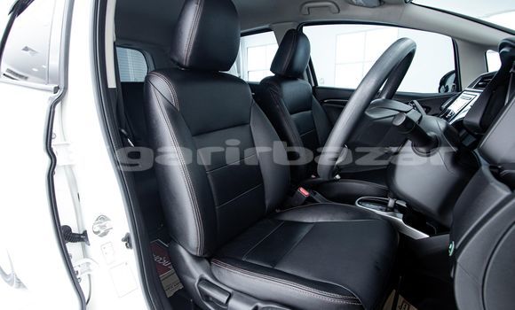 Buy Used Honda Jazz White Car in Bangkok in Bangkok Buy Used Honda Jazz White Car in Bangkok in Bangkok