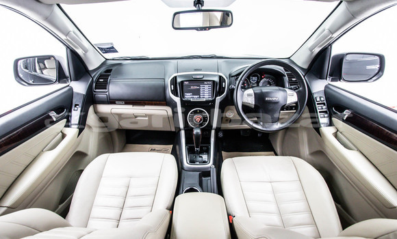 Buy Used Isuzu MU-X Black Car in Bangkok in Bangkok Buy Used Isuzu MU-X Black Car in Bangkok in Bangkok