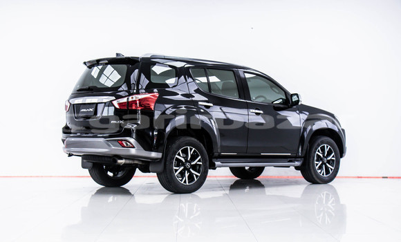 Buy Used Isuzu MU-X Black Car in Bangkok in Bangkok Buy Used Isuzu MU-X Black Car in Bangkok in Bangkok