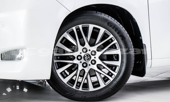 Buy Used Toyota Alphard White Car in Bangkok in Bangkok Buy Used Toyota Alphard White Car in Bangkok in Bangkok