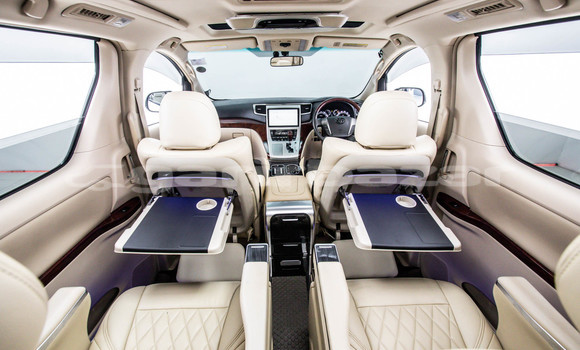 Buy Used Toyota Alphard White Car in Bangkok in Bangkok Buy Used Toyota Alphard White Car in Bangkok in Bangkok