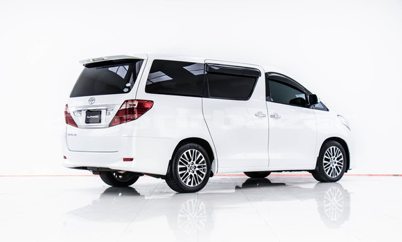 Buy Used Toyota Alphard White Car in Bangkok in Bangkok Buy Used Toyota Alphard White Car in Bangkok in Bangkok