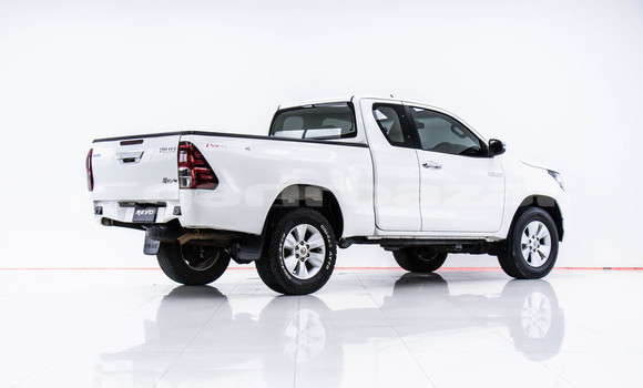 Buy Used Toyota Hiluxe Revo White Car in Bangkok in Bangkok Buy Used Toyota Hiluxe Revo White Car in Bangkok in Bangkok