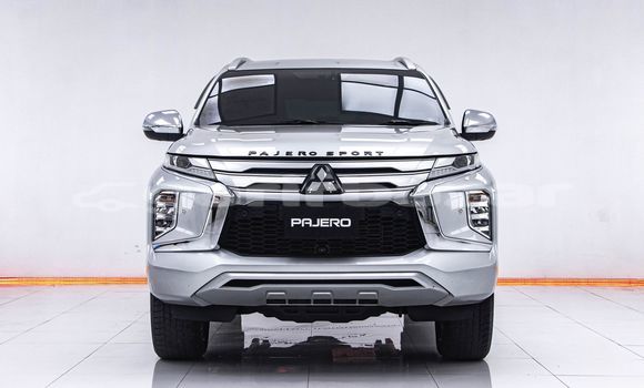 Buy Used Mitsubishi Pajero Other Car in Bangkok in Bangkok Buy Used Mitsubishi Pajero Other Car in Bangkok in Bangkok