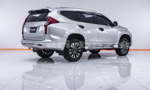 Buy Used Mitsubishi Pajero Other Car in Bangkok in Bangkok Buy Used Mitsubishi Pajero Other Car in Bangkok in Bangkok