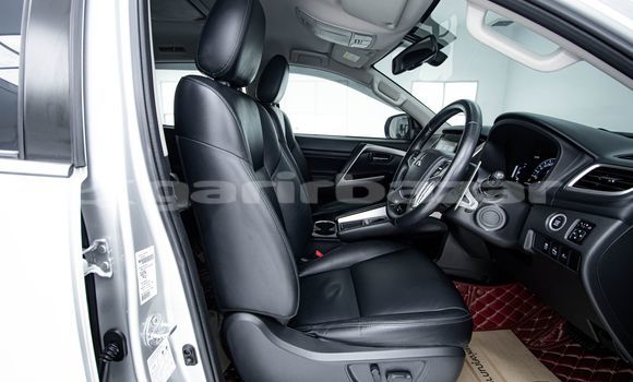 Buy Used Mitsubishi Pajero Other Car in Bangkok in Bangkok Buy Used Mitsubishi Pajero Other Car in Bangkok in Bangkok