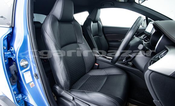 Buy Used Toyota C-HR Blue Car in Bangkok in Bangkok Buy Used Toyota C-HR Blue Car in Bangkok in Bangkok