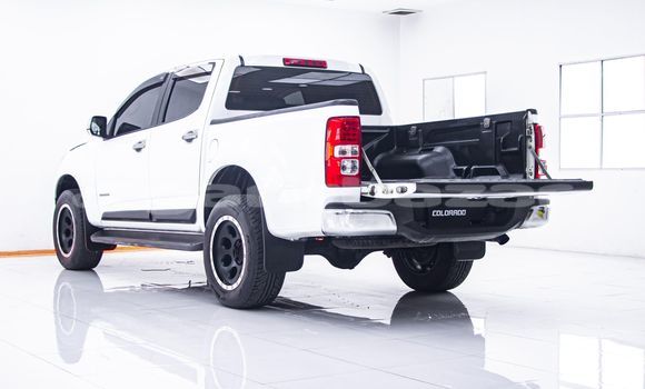 Buy Used Chevrolet Colorado White Car in Bangkok in Bangkok Buy Used Chevrolet Colorado White Car in Bangkok in Bangkok