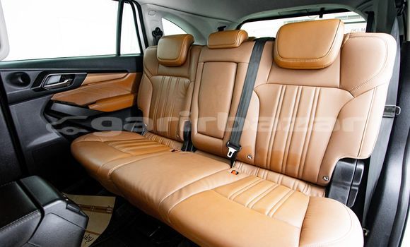 Buy Used Isuzu MU-X White Car in Bangkok in Bangkok Buy Used Isuzu MU-X White Car in Bangkok in Bangkok