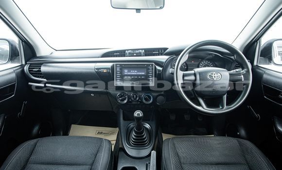 Buy Used Toyota Hiluxe Revo White Car in Bangkok in Bangkok Buy Used Toyota Hiluxe Revo White Car in Bangkok in Bangkok