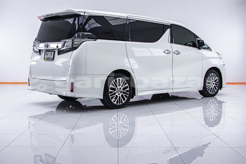 Big with watermark toyota vellfire bangkok bangkok 71242