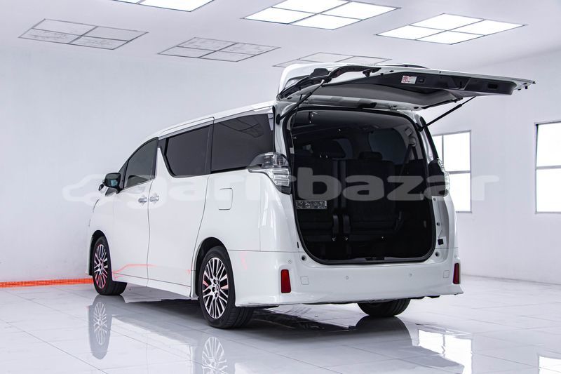 Big with watermark toyota vellfire bangkok bangkok 71242