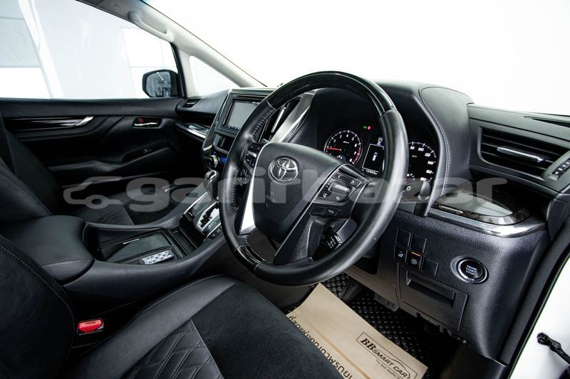 Big with watermark toyota vellfire bangkok bangkok 71242