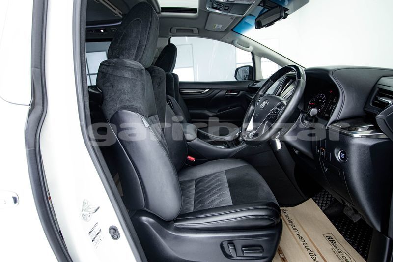 Big with watermark toyota vellfire bangkok bangkok 71242