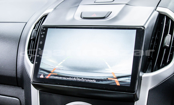 Buy Used Isuzu MU-X Other Car in Bangkok in Bangkok Buy Used Isuzu MU-X Other Car in Bangkok in Bangkok