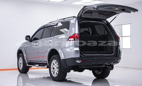 Buy Used Mitsubishi Pajero Other Car in Bangkok in Bangkok Buy Used Mitsubishi Pajero Other Car in Bangkok in Bangkok