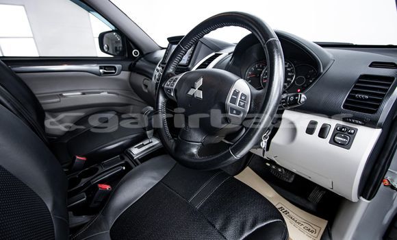 Buy Used Mitsubishi Pajero Other Car in Bangkok in Bangkok Buy Used Mitsubishi Pajero Other Car in Bangkok in Bangkok